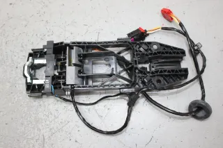 Lagerbügel für Türgriff vorne links 2GC837885 VW T-Roc - Bild 2