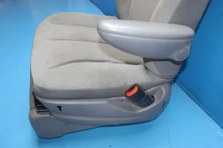 Beifahrersitz Sitz vorne rechts Chrysler Voyager IV RG GY Bj.07 - Bild 6