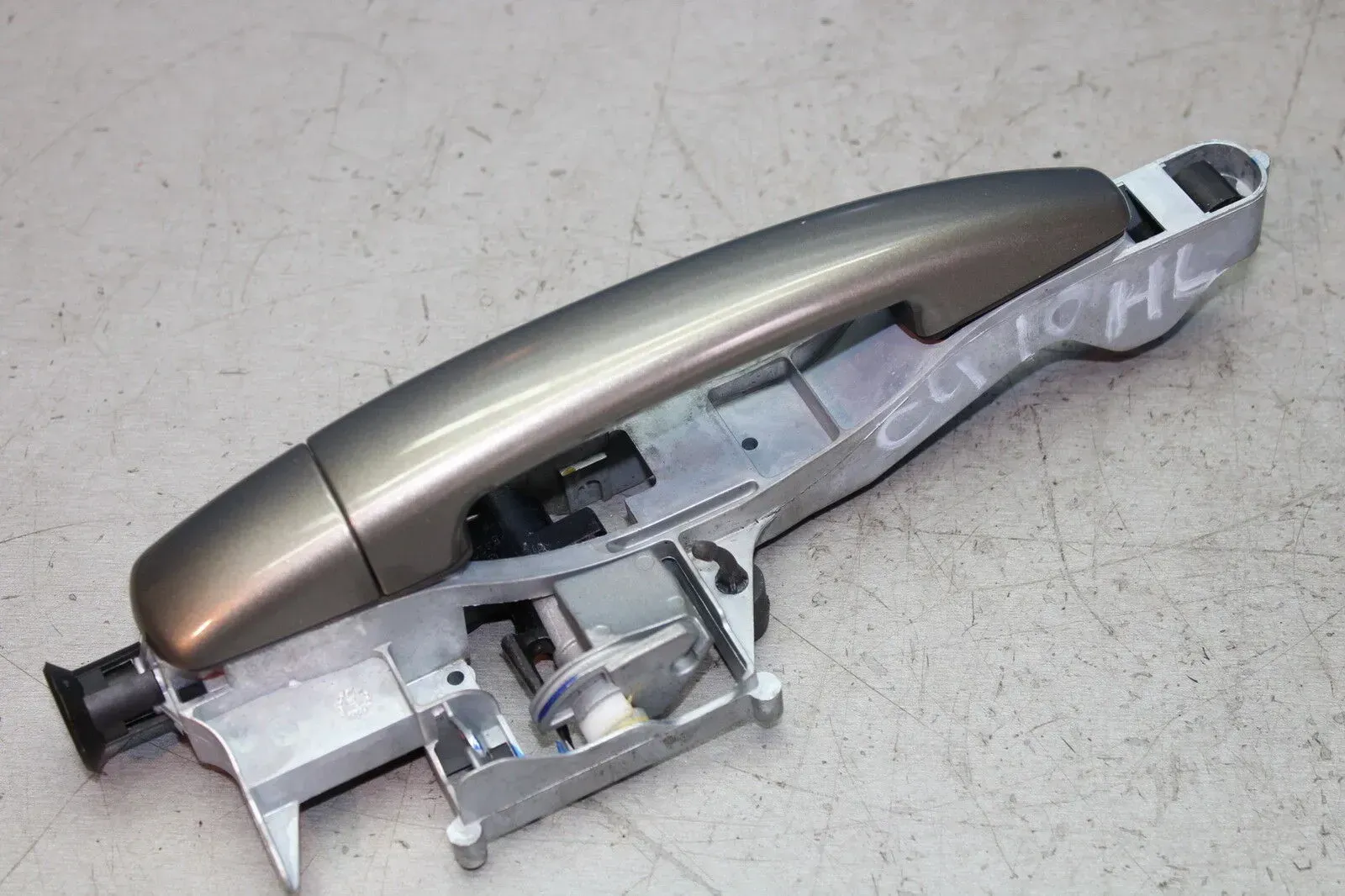 Citroen C4 Picasso I UD Bj.10 Türgriff Griff außen hinten links KEBC 9673466780 - Bild 1