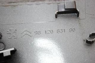 Tankklappe Tank Deckel 9812083180 KCAC Gris Artense Citroen C3 III SX Bj.20 - Bild 3