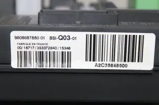 Sicherungskasten BSI Bordnetz Steuergerät 9806687880 Peugeot 308 II SW Bj.15 - Bild 2