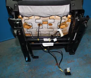 Beifahrersitz Sitz mit Modul vorne rechts Fiat Bravo II 198 Bj.08 - Bild 10