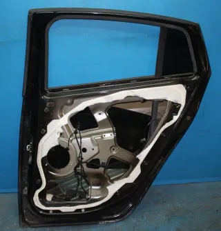 Tür hinten rechts mit Türscheibe Schwarz 891 Fiat Bravo II 198 Bj.08 - Bild 4