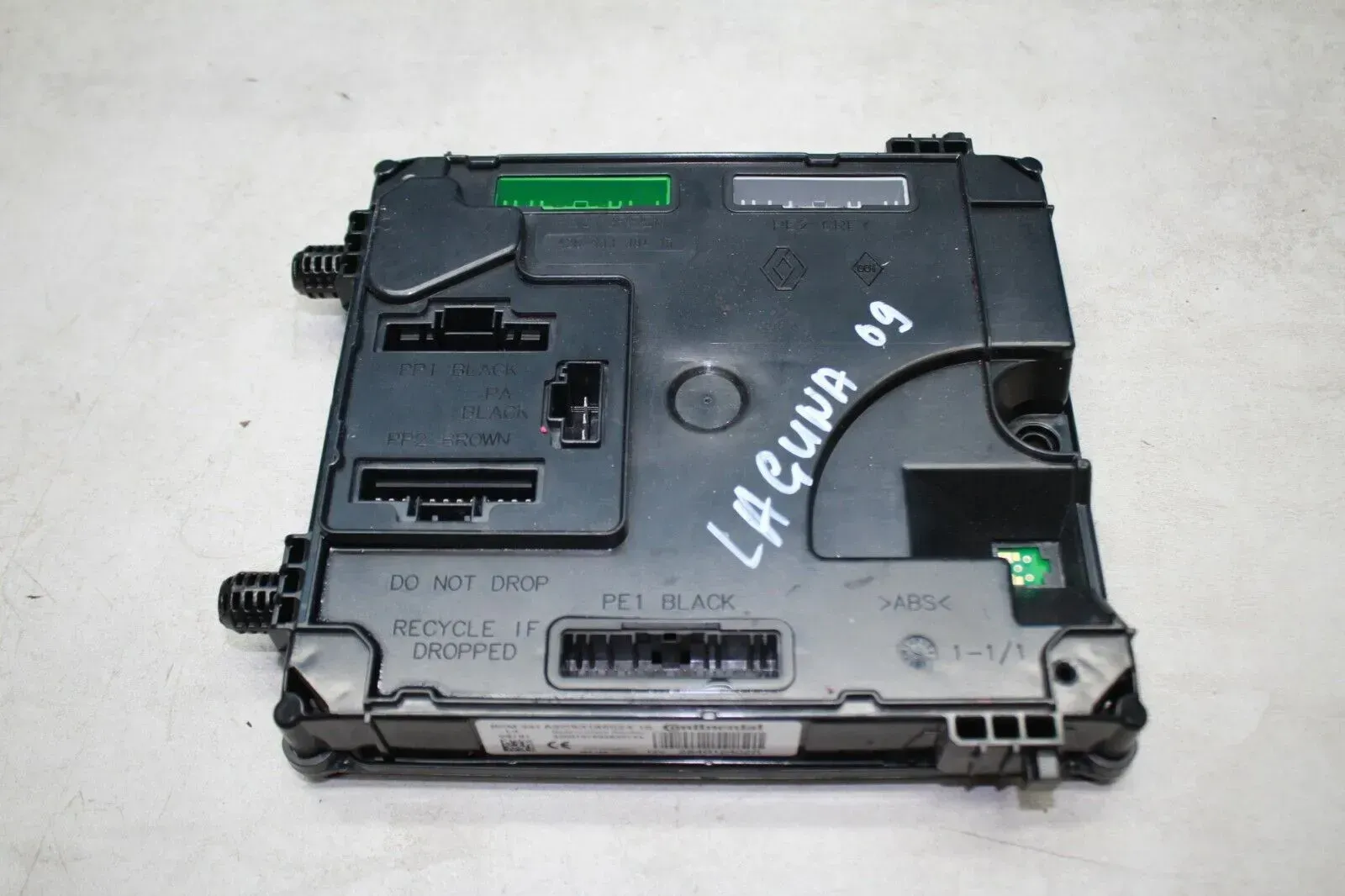 BCM Modul Steuergerät 284B12402R Renault Laguna III 1.5 dCi Bj.09;10 - Bild 1