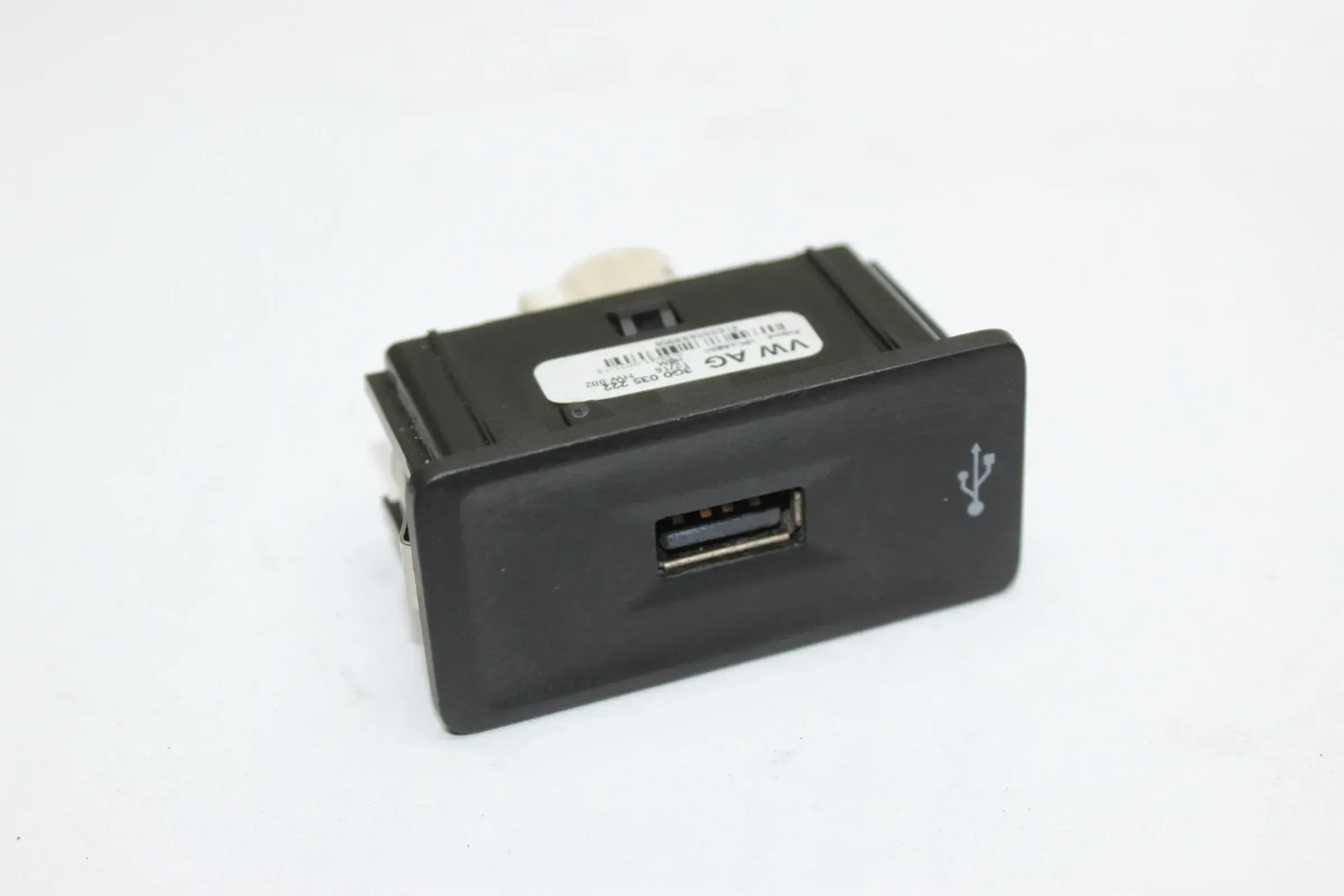 USB Buchse Anschluss Port IN 3G0035222 Seat Ibiza IV ST Bj.16 - Bild 1