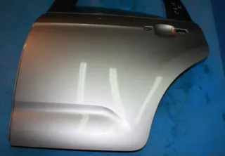 Tür hinten links mit Türscheibe farbe KCHC Citroen C3 II Bj.10 - Bild 2
