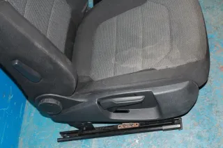 VW Passat 3C B7 362 Bj.11 Beifahrersitz Sitz vorne rechts mit Airbag 3C8881106AD - Bild 3
