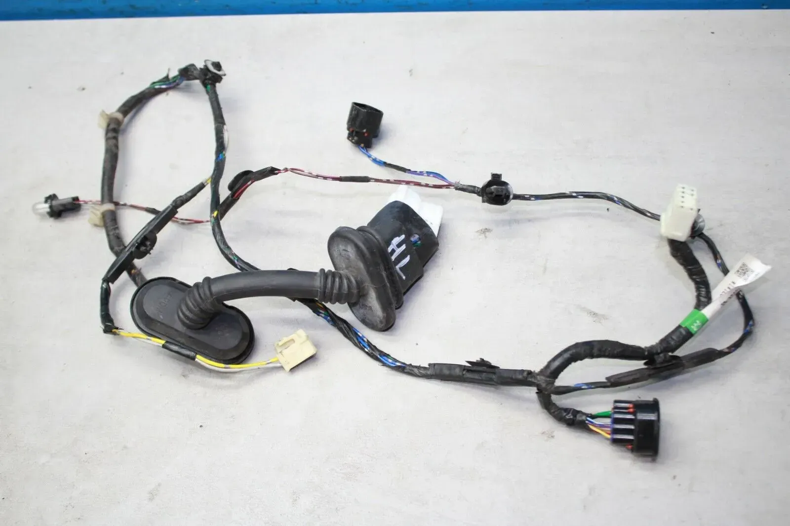 Türkabelbaum Kabelbaum Tür hinten links 8512B233 12072299 Mitsubishi L200 Bj.13 - Bild 1