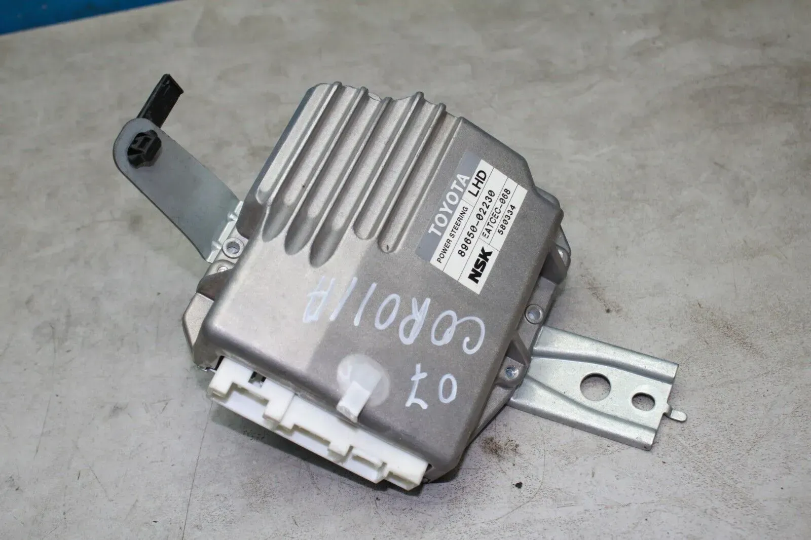 Steuergerät Servolenkung 89650-02230 Toyota Corolla E12 - Bild 1