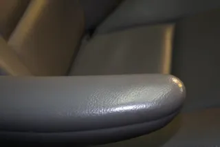 Leder Sitz 2-Reihe hinten rechts Armlehne Klappb Chrysler Voyager IV RG GY Bj.08 - Bild 6
