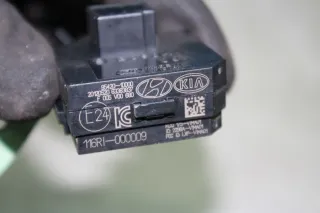 Relais Immobilaiser Sensor 95420-1D000 KIA Sportage III SL Bj.12 - Bild 3