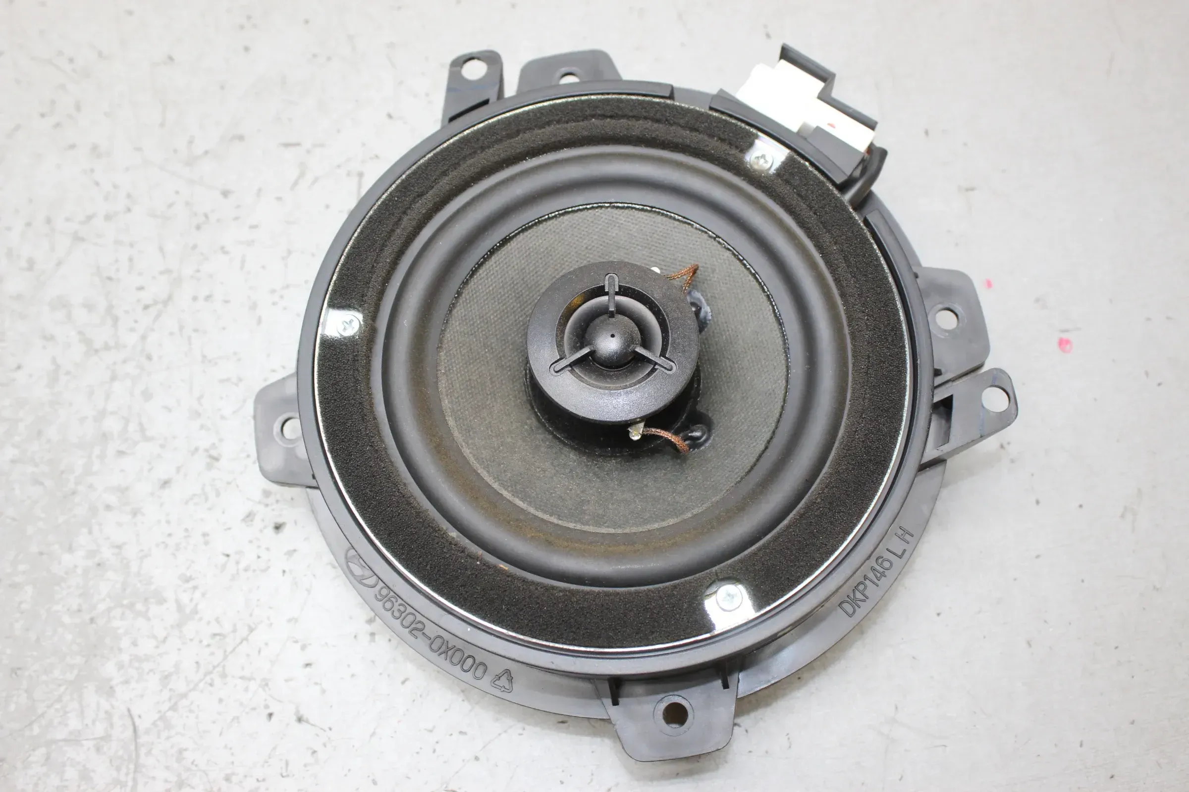Lautsprecher vorne links 96300-0X200, 96302-0X000 Hyundai i10 PA Bj.09 - Bild 1