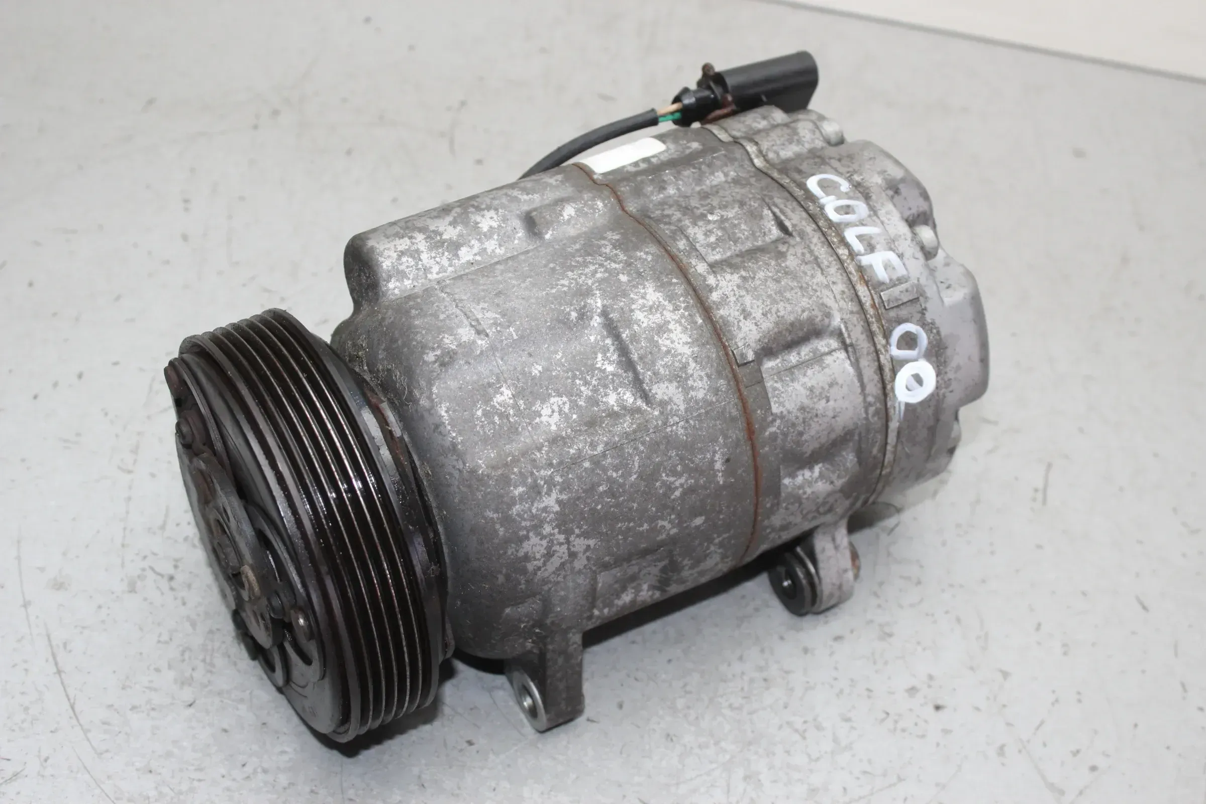 Klimakompressor Klima Kompressor VW Golf IV 1.6 Bj.00 - Bild 1
