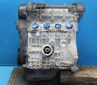 Benzin Motor 59 kW code BUD ohne Anbauteile VW Cross Polo IV 9N3 1.4 Bj.07 - Bild 2