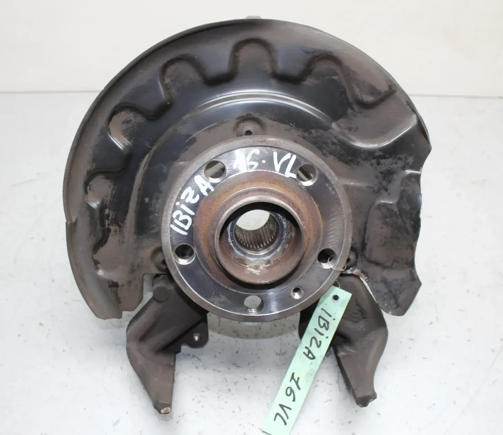 Achsschenkel Radnabe vorne links 6Q0255AC Seat Ibiza IV ST 6P8 1.4 TDi Bj.16 - Bild 1
