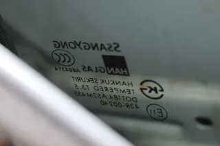 Tür mit Türscheibe hinten links SsangYong Kyron Bj.06 - Bild 8