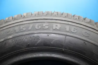 2x runderneuerten Reifen Somerreifen 215/65 R16 C 109/107R dot 0221 ca 10 mm - Bild 5