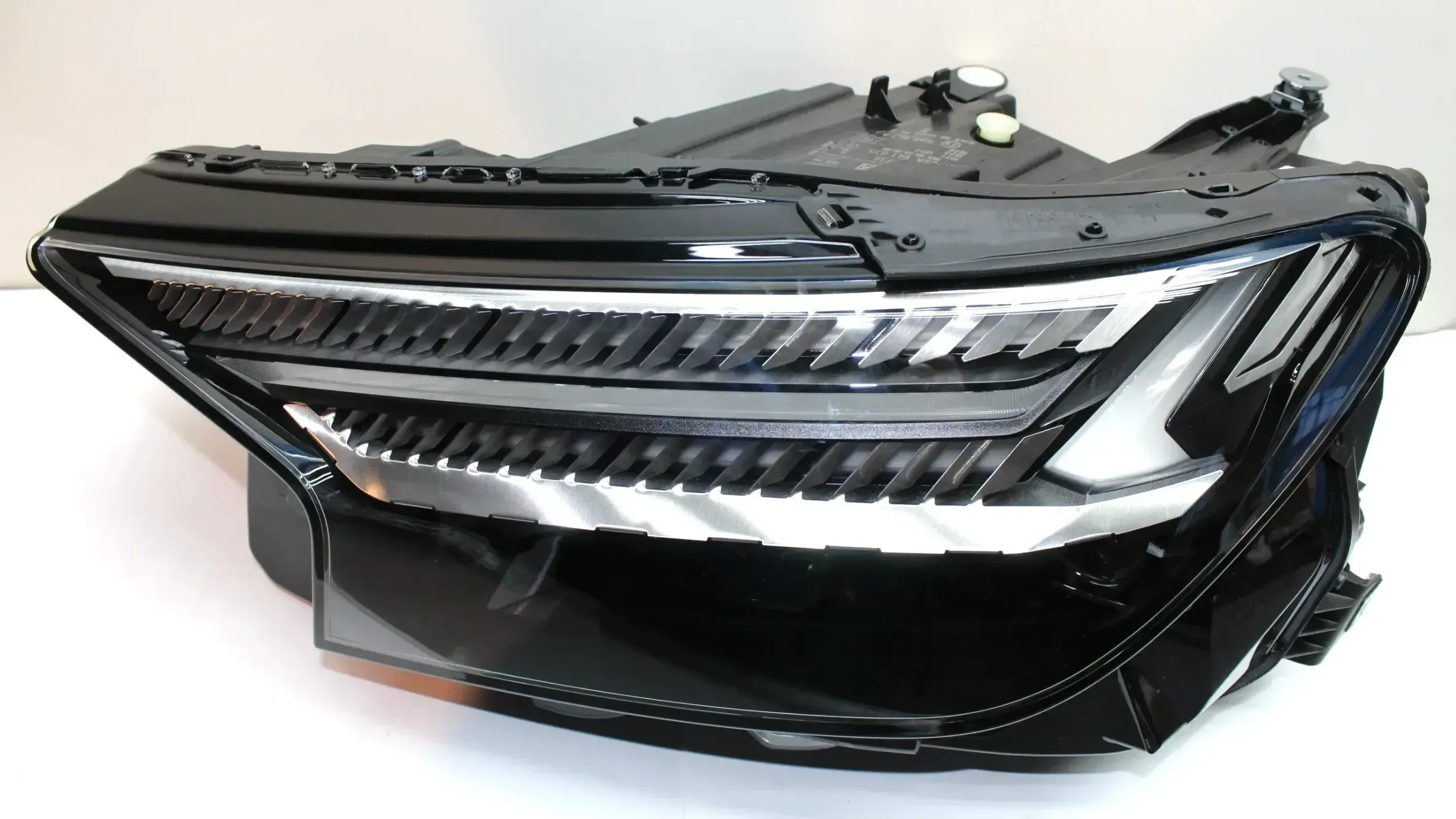 NEU Original AUDI Q4 E-TRON Voll LED Scheinwerfer Matrix vorne links 89A941035 - Bild 1