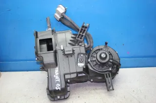 Hyundai Trajet Bj.05 Gebläsemotor Lüftermotor Klimaverdampfer mit Gehäuse hinten - Bild 3