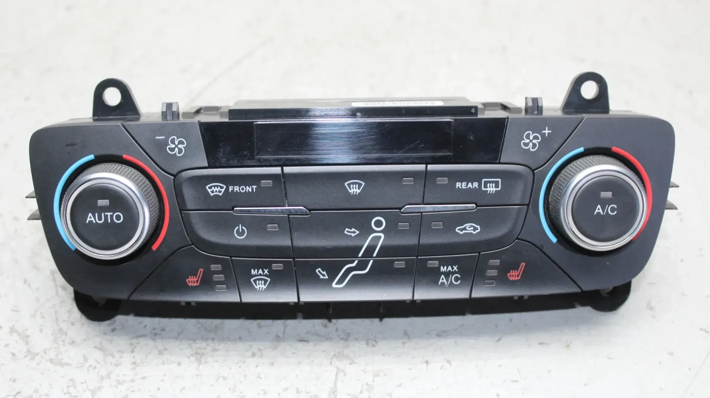 Klimabedienteil Bedienteil Sitzheizung F1ET-18C612-DF Ford Focus III 3 DYB Bj.15 - Bild 1