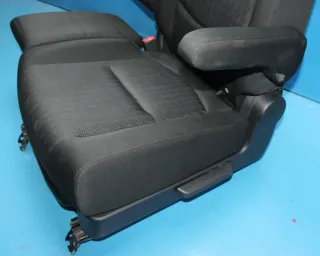 Sitz hinten links mit Armlehne Mazda 5 CR19 Bj.10 - Bild 2