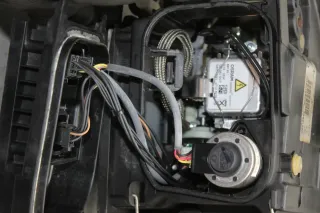 Xenon Scheinwerfer vorne links 3C0941751D, 3D0907391B VW Passat 3C B6 Bj.06 - Bild 10