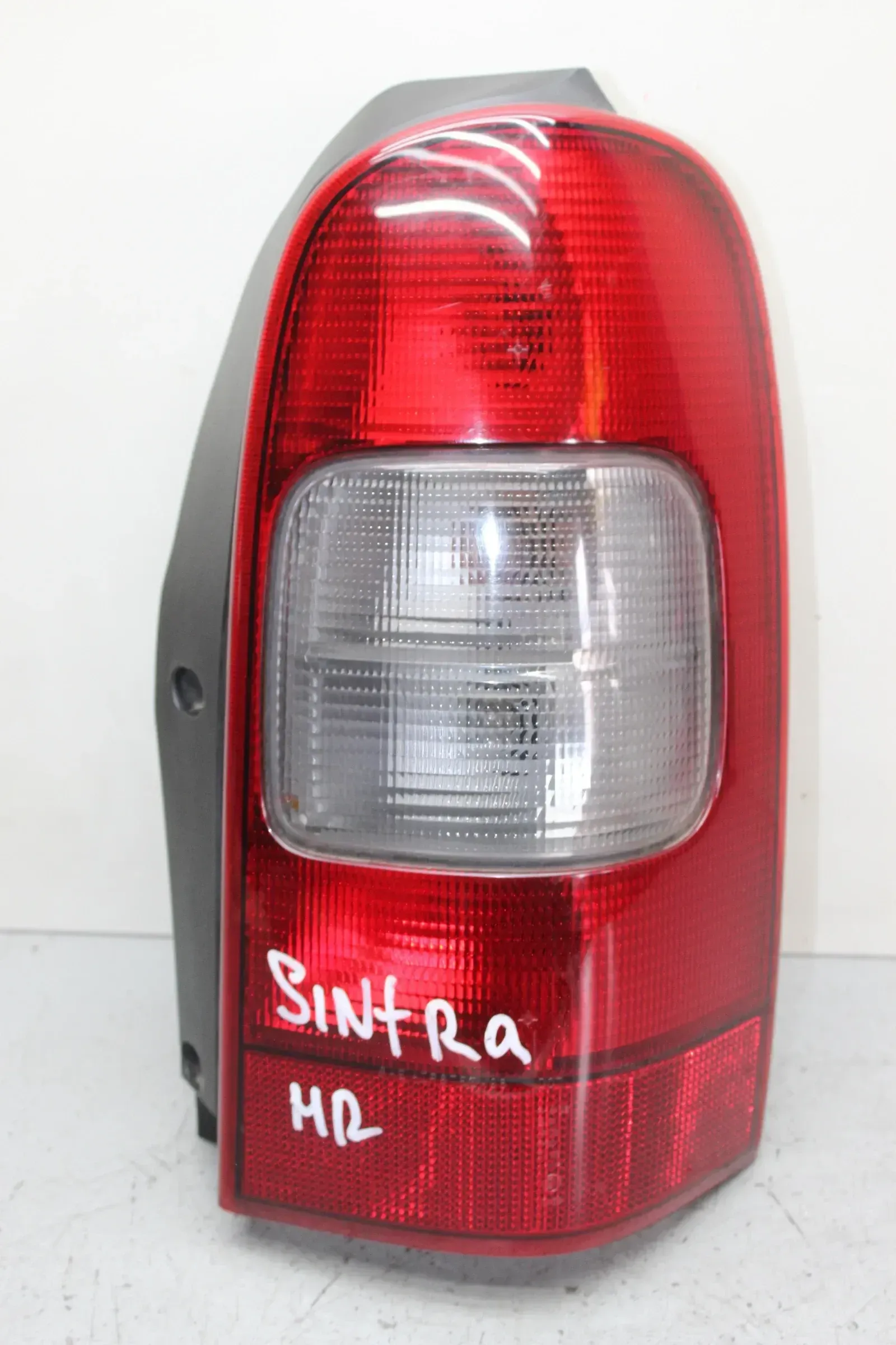 Rückleuchte Heckleuchte Rücklicht hinten rechts Opel Sintra Bj.99 - Bild 1