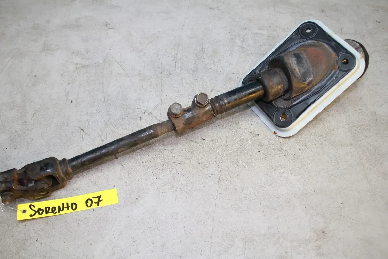 Kreuzgelenk Lenksäule Lenkstange Lenkspindel Lenkwelle KIA Sorento I JC Bj.07 - Bild 1