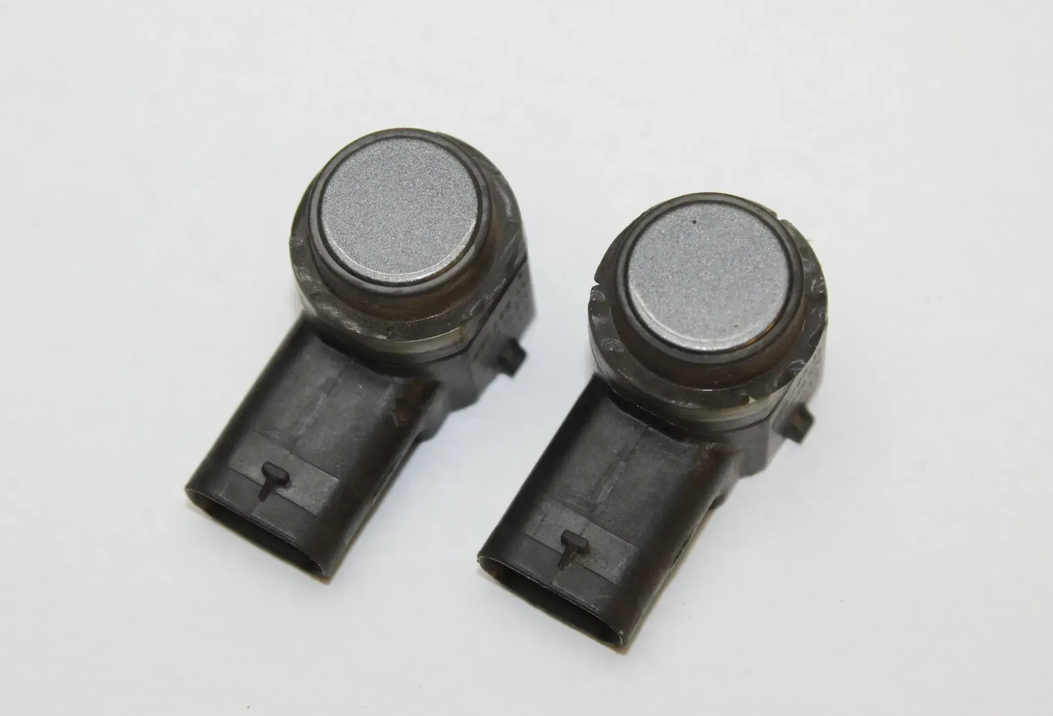 2x PDC Sensor Einparkhilfe 4H0919275 Grau, LD7R, VW Polo V 6R Bj.11 - Bild 1