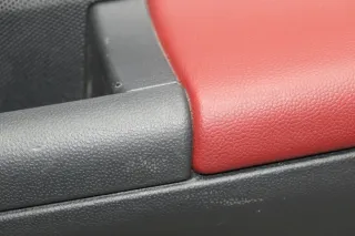 Seitenverkleidung Verkleidung hinten rechts Leder Rot Volvo C30 Facelift Bj.11 - Bild 3
