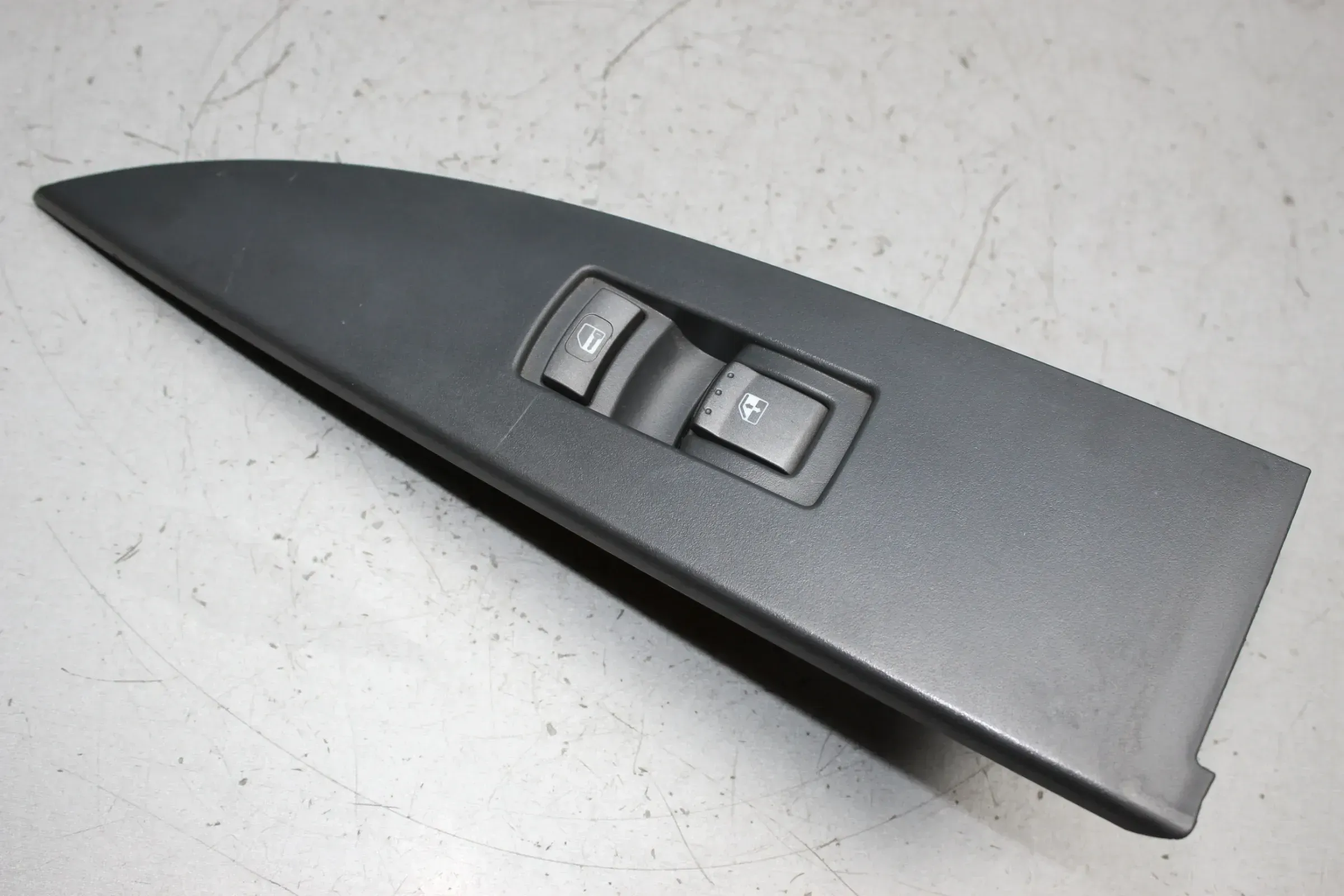 Fensterheberschalter Schalter vorne rechts 72260-09000 SsangYong Kyron Bj.06 - Bild 1