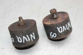 Lada Niva 2121 1.7i Bj.09 2x Motorhalter Halter Lager Gummilager - Bild 1
