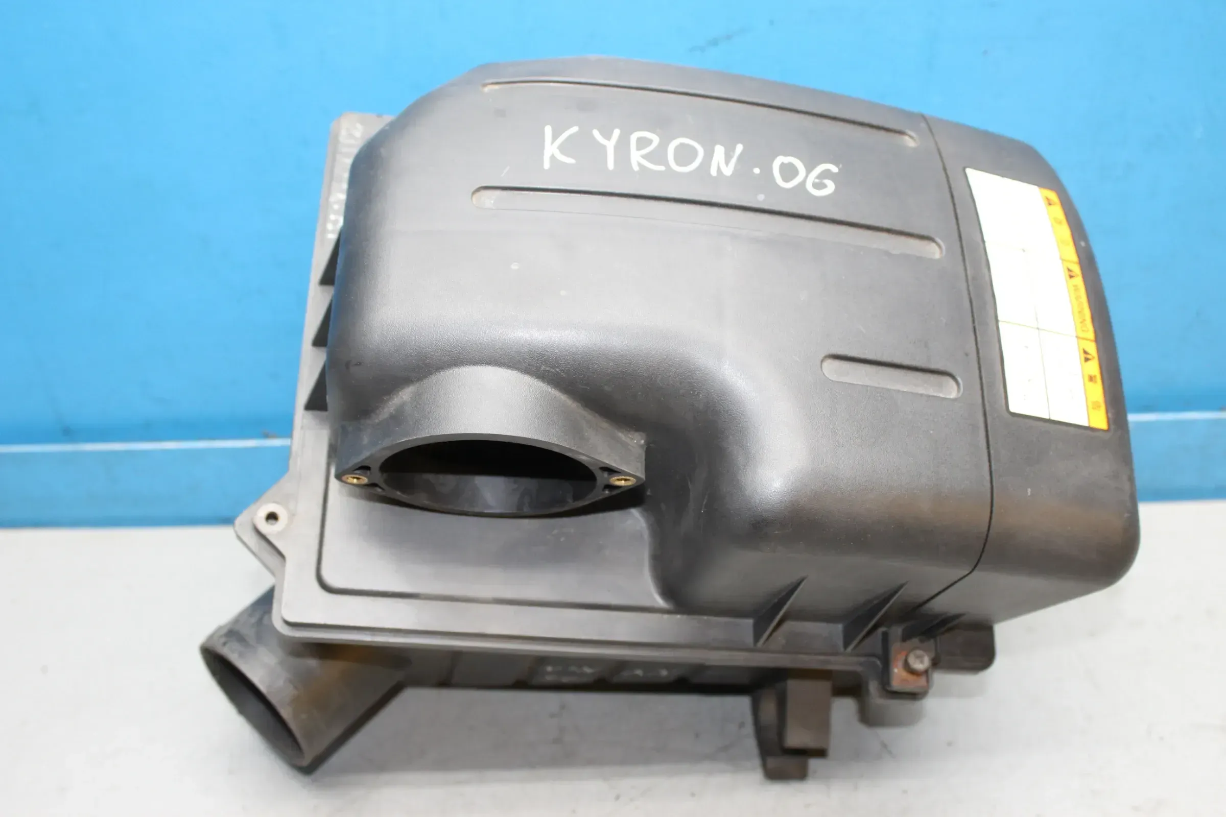 Luftfilterkasten Luftfilter Gehäuse 23110-09051 SsangYong Kyron 2.0 Xdi Bj.06 - Bild 1