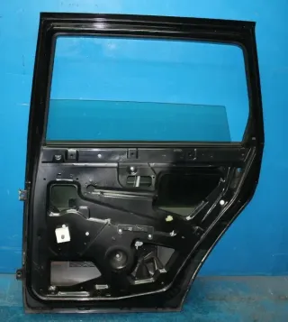 Lada Priora Kombi 2171 Bj.10 Tür hinten rechts Türscheibe mechan, Fensterheber - Bild 7
