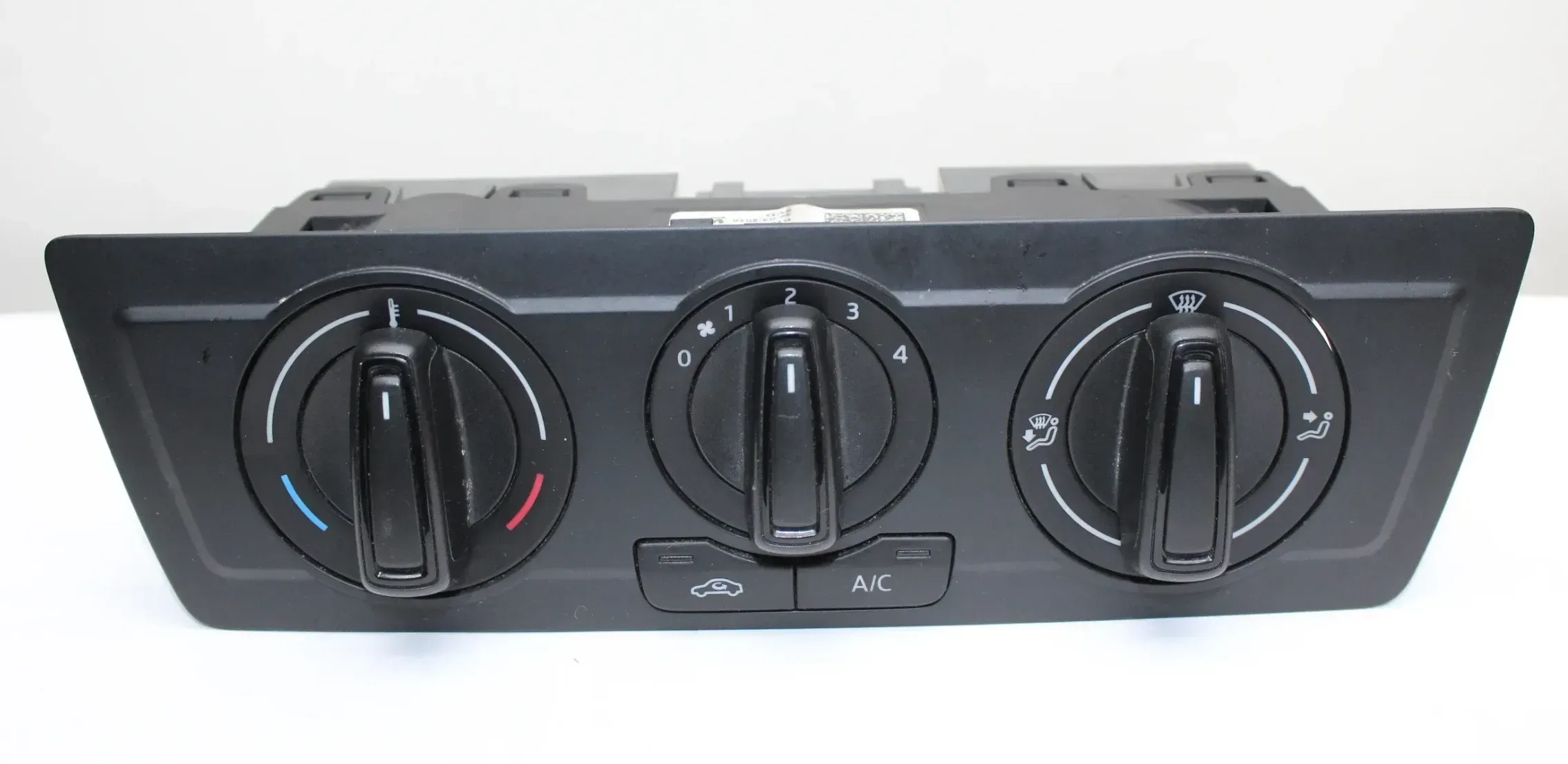 Klimabedienteil Bedienteil Klima Heizung 6P0820045B Seat Ibiza IV ST 6P8 Bj.16 - Bild 1