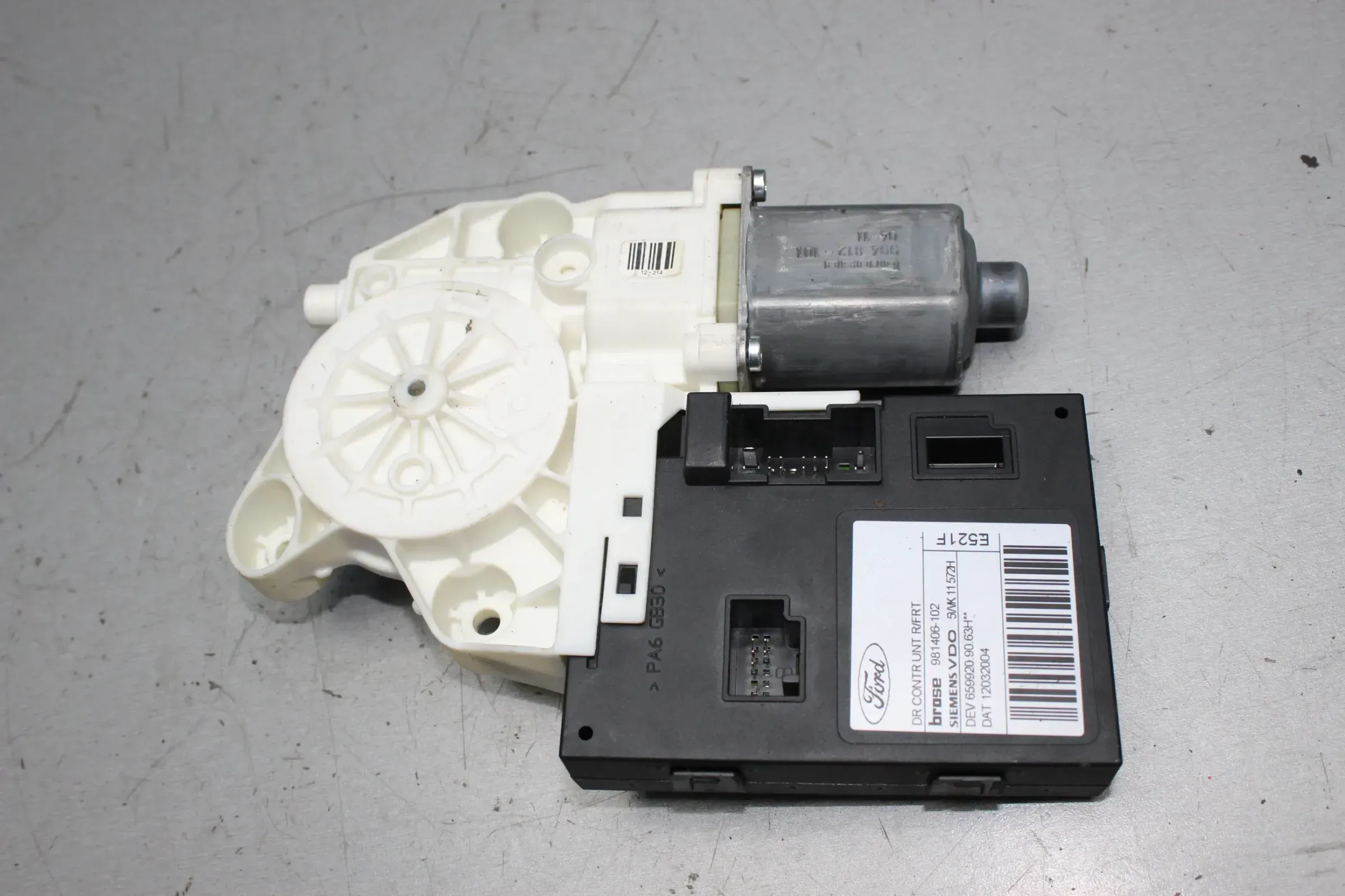 Fensterhebermotor vorne rechts 981406-102 0130822214 Ford Focus II 2 DA3 Bj.06 - Bild 1