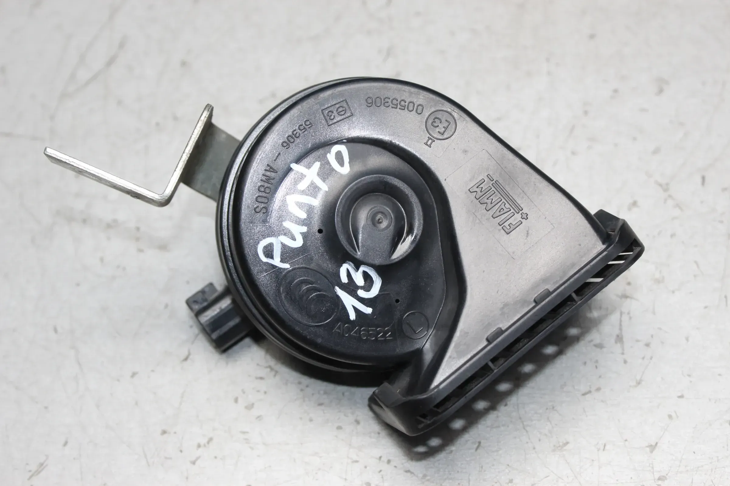 Hupe Klaxon Signalhorn Horn 51897456 Fiat Punto 199 Bj.13 - Bild 1