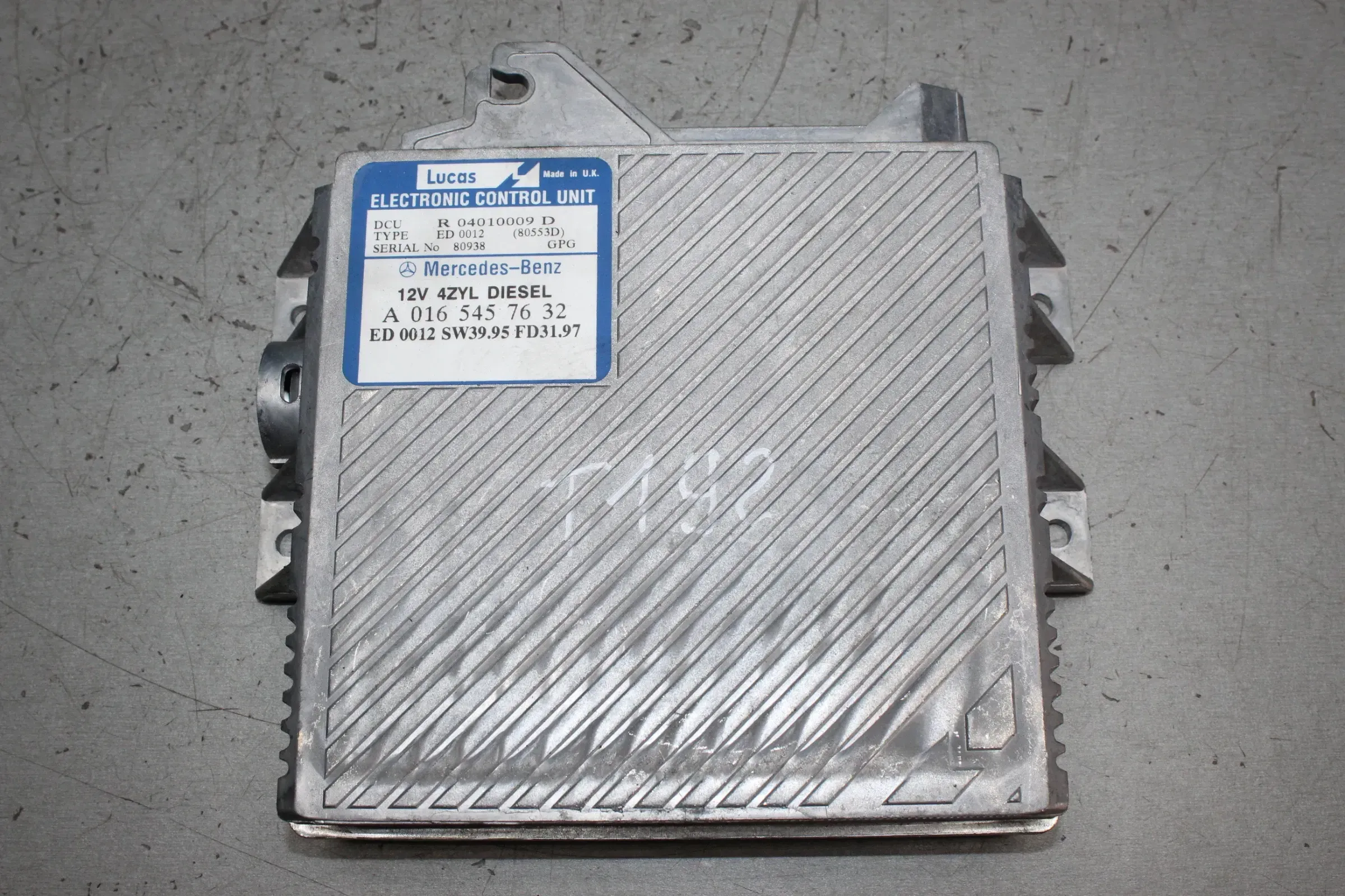 Mercedes Benz W102 4-Zyl. Diesel Steuergerät Motorsteuergerät A0165457632 - Bild 1