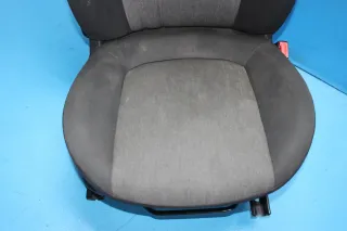 Beifahrersitz Sitz vorne rechts 2-türig Fiat Punto 199 Bj.13 - Bild 3