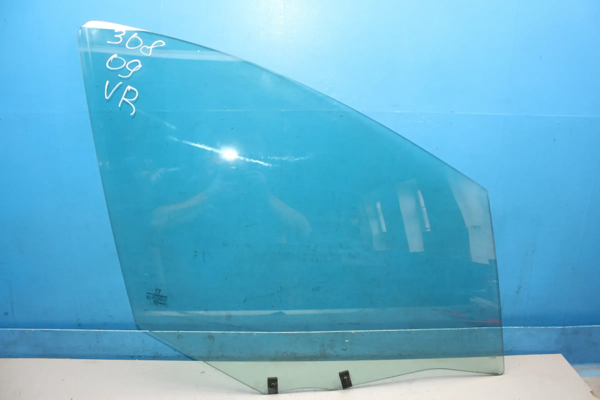 Türscheibe Seitenscheibe Scheibe vorne rechts Peugeot 308 SW Bj.09 - Bild 1