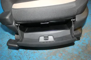 defekt! Fahrersitz Sitz vorne links Armlehne Citroen C4 Grand Picasso II Bj.14 - Bild 4