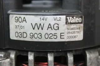 Lichtmaschine 90A Generator 03D903025E VW Polo IV 9N 1.2 Bj.01 - Bild 3