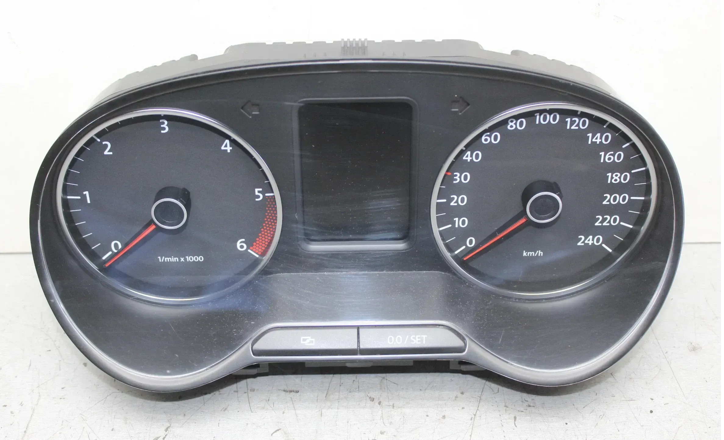 Tacho Kombiinstrument 6R0920861F VW Polo V 6R 1.6 TDI Bj.11 - Bild 1