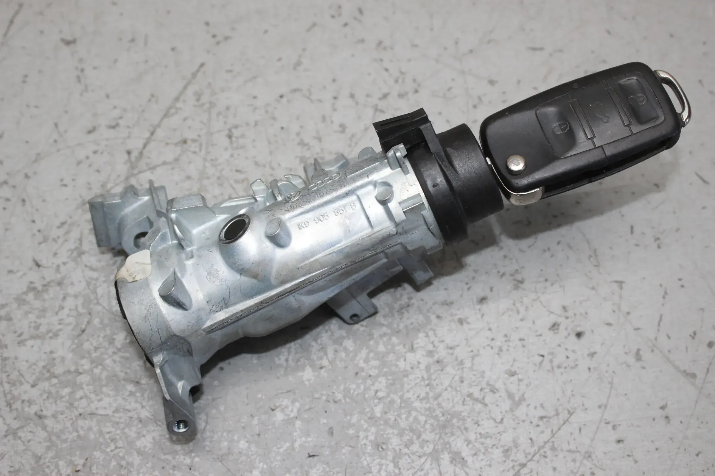 Zündschloss Schlüssel 1K0905851B, 1K0905865 VW Touran 1T1 1T2 Bj.08 - Bild 1