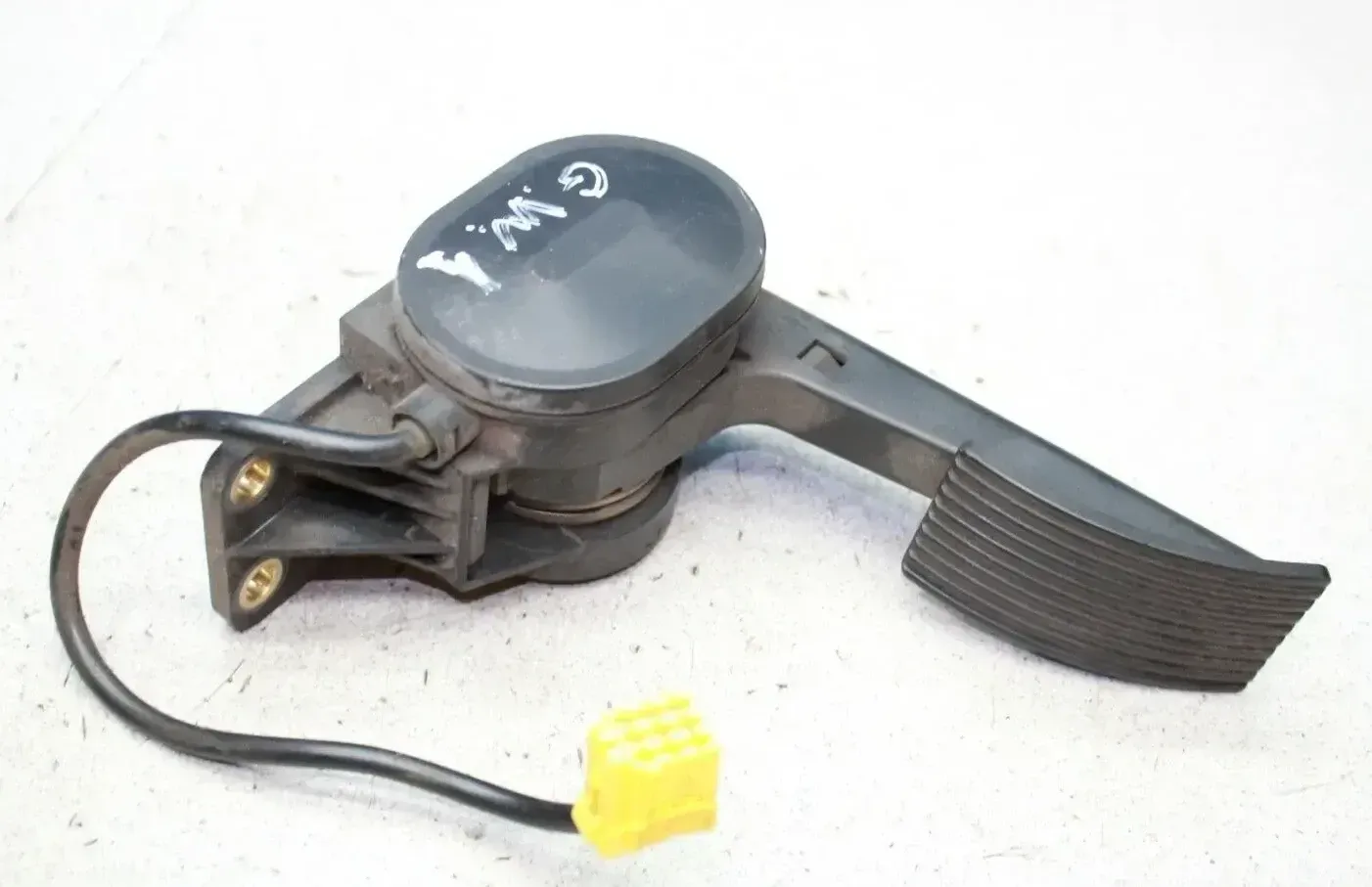 Fahrpedal Gaspedal Pedal Gas Gaswertgeber A 6283000004 Mercedes Citaro O 530 - Bild 1