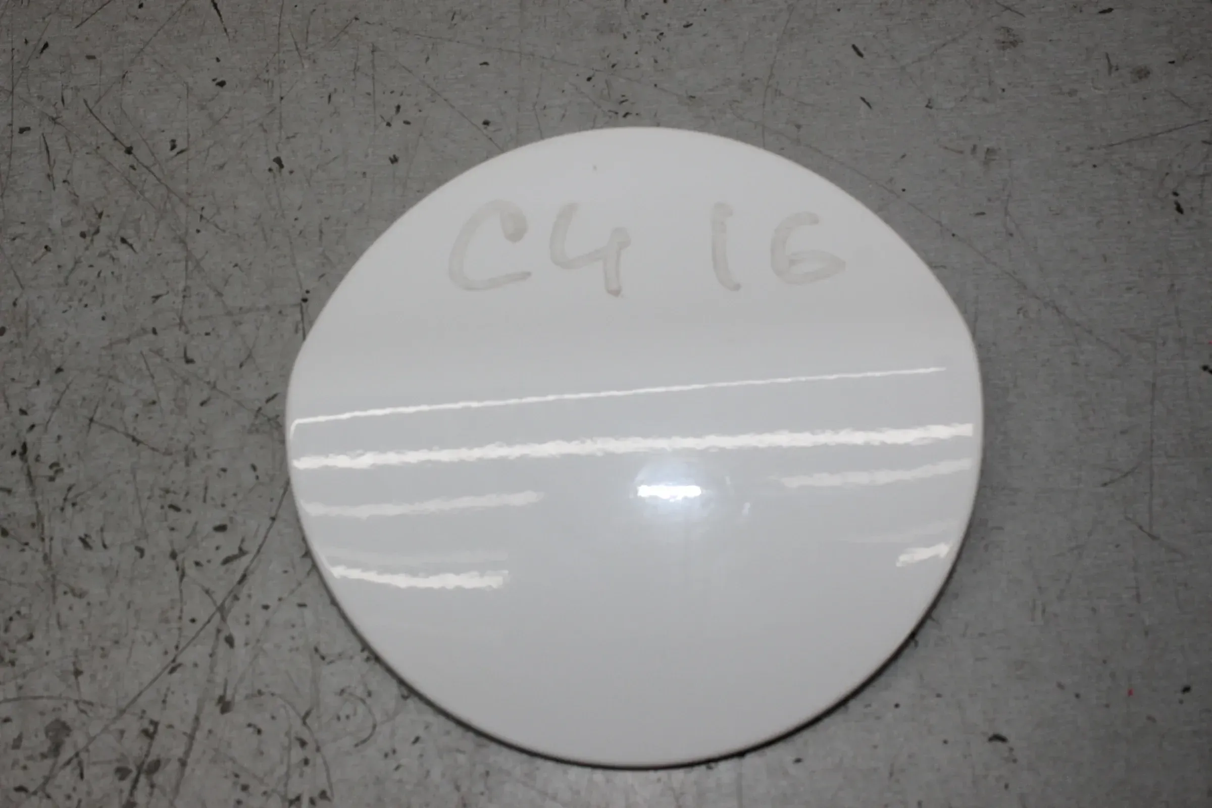 Tankklappe Tankdeckel Farbe EWP / Weiss 9687310977 Citroen C4 II NC Bj.16 - Bild 1