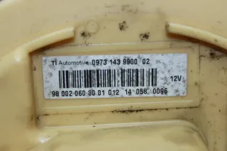 Tankgeber Sensor Kraftstoffvorrat 9800206080 Peugeot 308 II 1.6 HDi Bj.14 - Bild 4