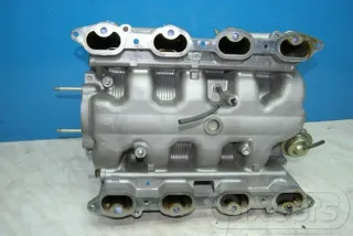 Ansaugbrücke Ansaugkrümmer Krümmer oben Lexus GS430 S16 4.3 V8 3UZ-FE Bj.03 - Bild 3