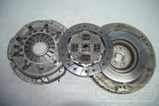 Schwungscheibe Schwungrad Druckplatte 30300CR14B Nissan Note E11 1.4 CR14DE Bj06 - Bild 3