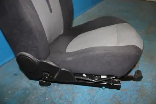 Fahrersitz Sitz mit Modul vorne links Fiat Bravo II 198 Bj.08 - Bild 6